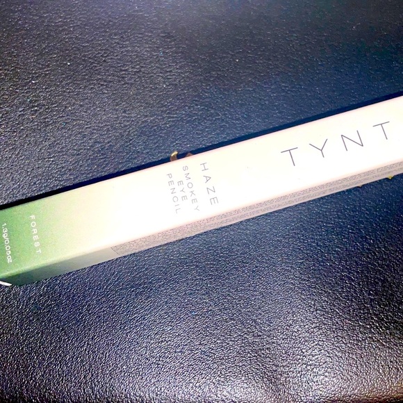 BNIB Tynt Beauty • Smokey Eye Pencil                       Shade: Forest - Picture 3 of 8